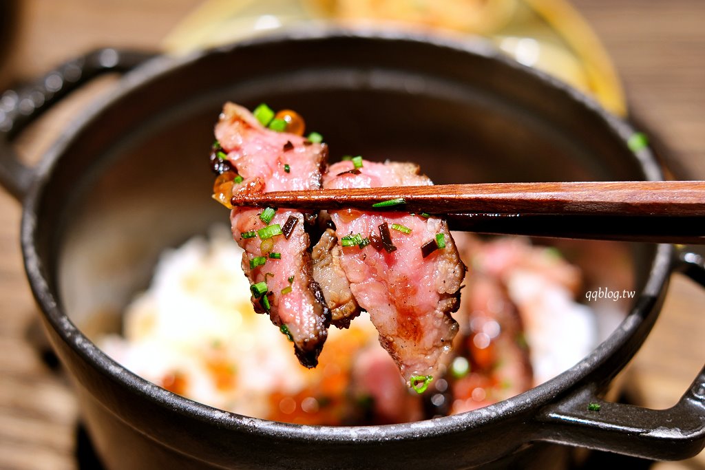 台中南屯︱客觀炭火小料理．藏身在七期裡的炭火直烤和牛挽肉，免飛日本也能吃到日式漢堡排 @QQ的懶骨頭