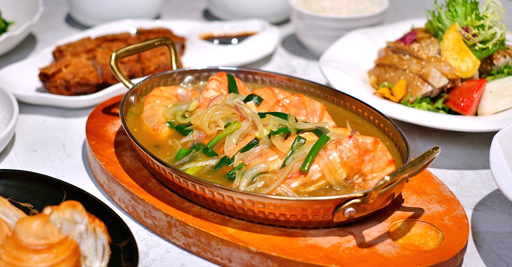 【旅遊．台中】Line Friends互動樂園台中場．讓人失心瘋的可愛貼圖化身為大公仔。6/21~9/14於大台中國際會展中心展出 @QQ的懶骨頭