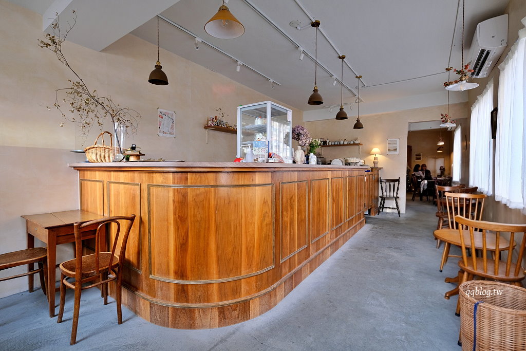 高雄苓雅︱IMO いも 一毛．日系風格老宅咖啡甜點，戚風蛋糕必點 @QQ的懶骨頭