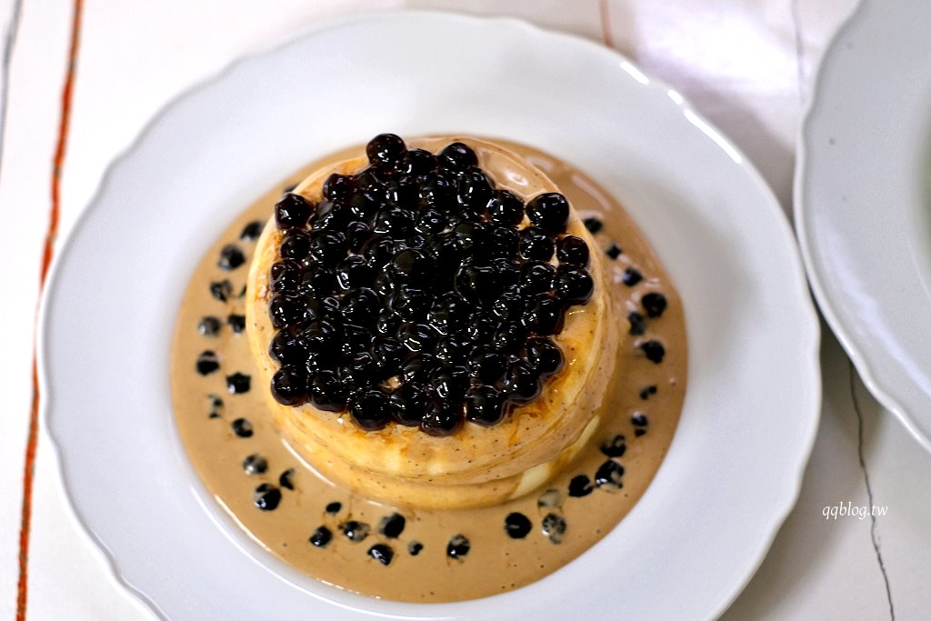 台中豐原︱王子神谷日式厚鬆餅 豐原店．百元初就可以吃到日式厚鬆餅 @QQ的懶骨頭