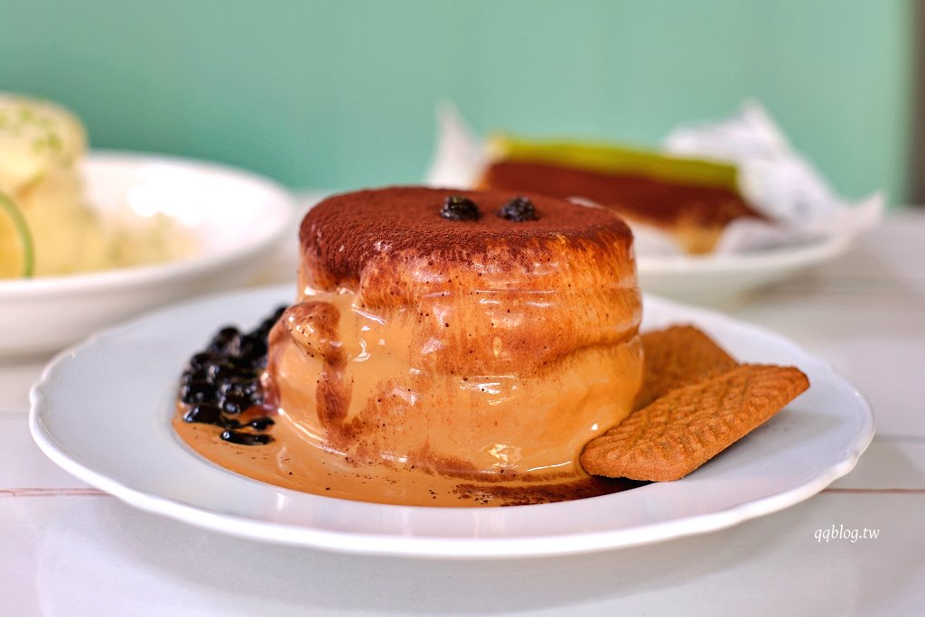 台中豐原︱王子神谷日式厚鬆餅 豐原店．百元初就可以吃到日式厚鬆餅 @QQ的懶骨頭