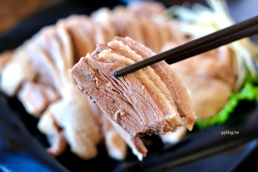 台中石岡︱石岡擔擔麵．石岡超人氣客家料理，沒有提早預訂會吃不到 @QQ的懶骨頭