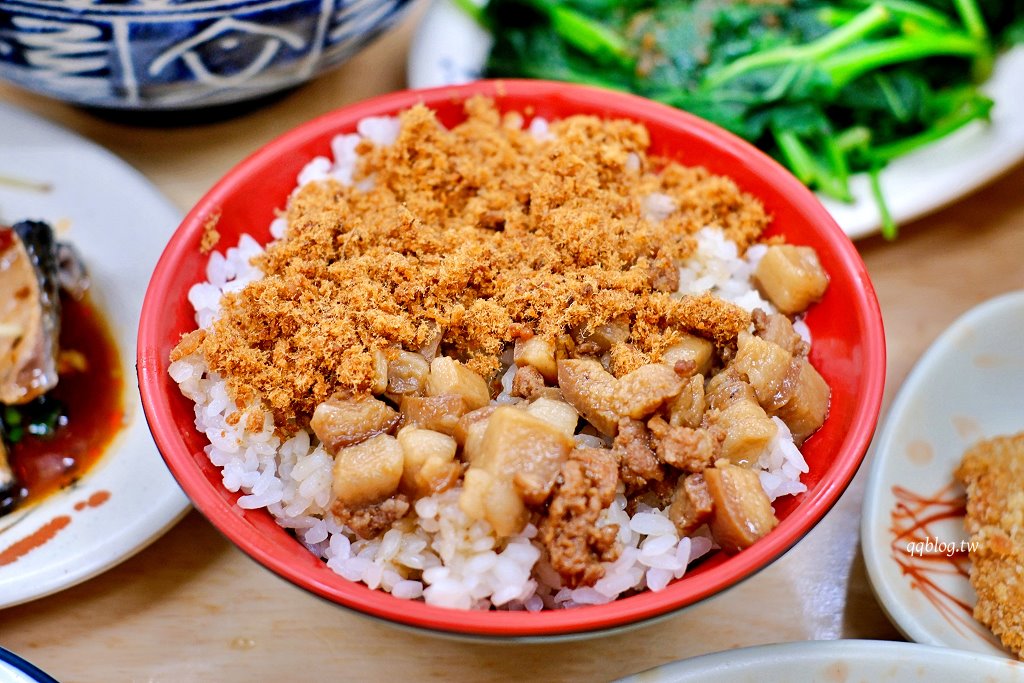 台中大甲︱鼎鱻鮮魚湯．平價美味鮮魚料理，鎮瀾宮美食推薦 @QQ的懶骨頭