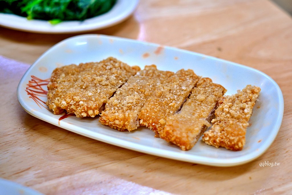 台中大甲︱鼎鱻鮮魚湯．平價美味鮮魚料理，鎮瀾宮美食推薦 @QQ的懶骨頭