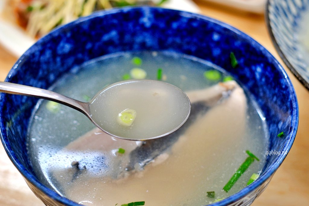 台中大甲︱鼎鱻鮮魚湯．平價美味鮮魚料理，鎮瀾宮美食推薦 @QQ的懶骨頭