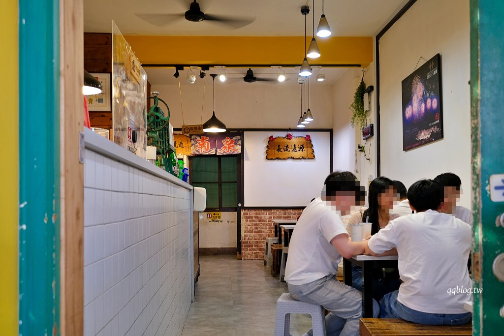 台南安平︱南泉冰菓室．安平運河旁懷舊復古風冰店，冬天必吃草莓冰 @QQ的懶骨頭