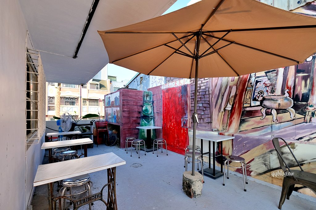 台南安平︱南泉冰菓室．安平運河旁懷舊復古風冰店，冬天必吃草莓冰 @QQ的懶骨頭