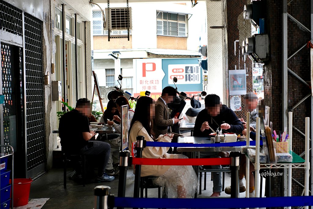 彰化︱阿泉爌肉飯．彰化在地營業近百年的歷史焢肉飯老店，榮獲第一屆500碗首獎 @QQ的懶骨頭