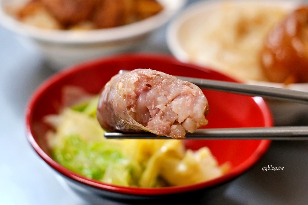 彰化︱阿泉爌肉飯．彰化在地營業近百年的歷史焢肉飯老店，榮獲第一屆500碗首獎 @QQ的懶骨頭