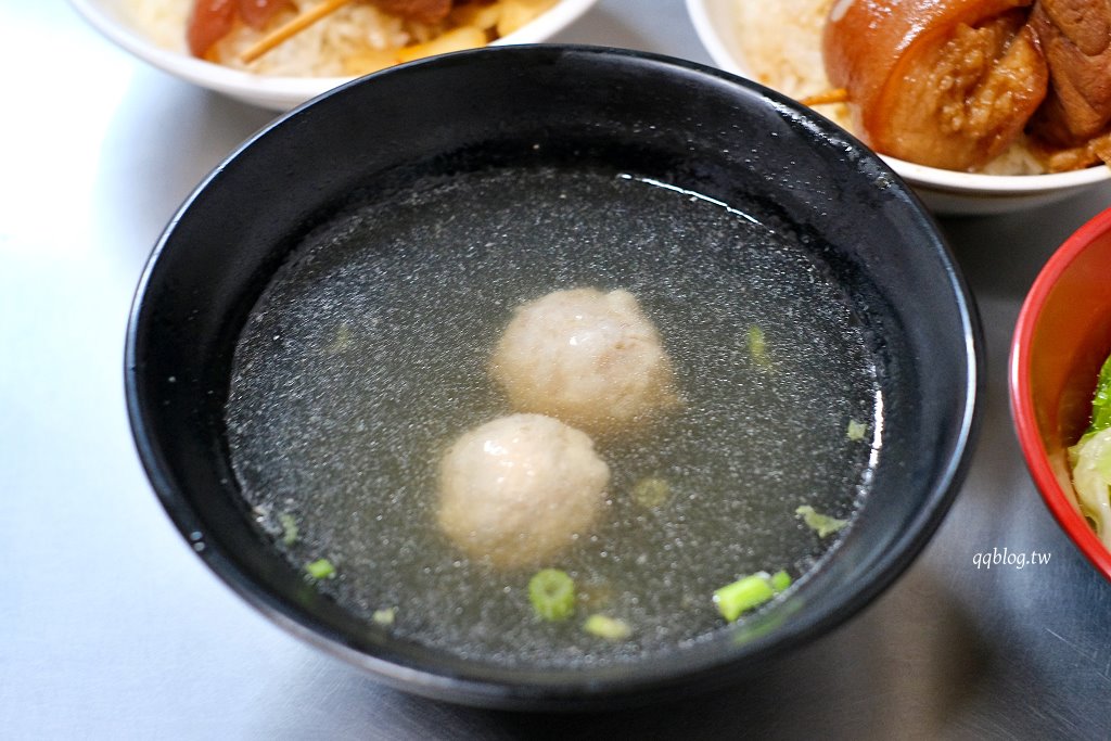 彰化︱阿泉爌肉飯．彰化在地營業近百年的歷史焢肉飯老店，榮獲第一屆500碗首獎 @QQ的懶骨頭