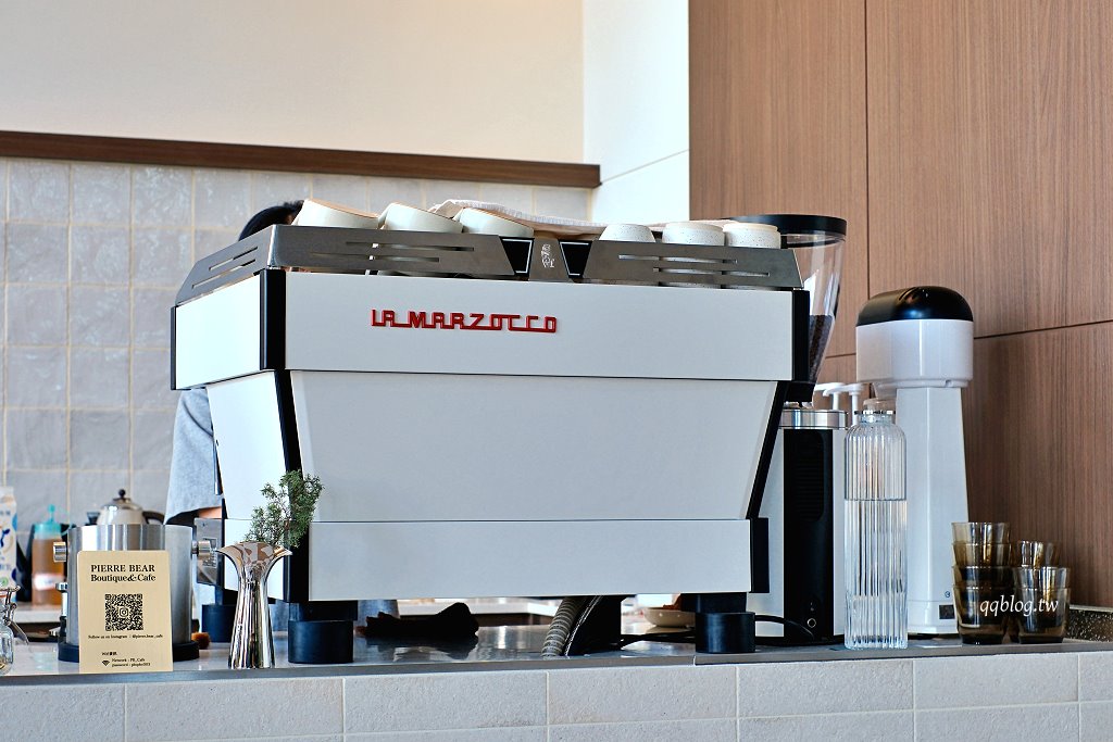 台中北屯︱Pierre Bear Cafe & Select．結合咖啡與歐洲精品的北歐風咖啡館 @QQ的懶骨頭