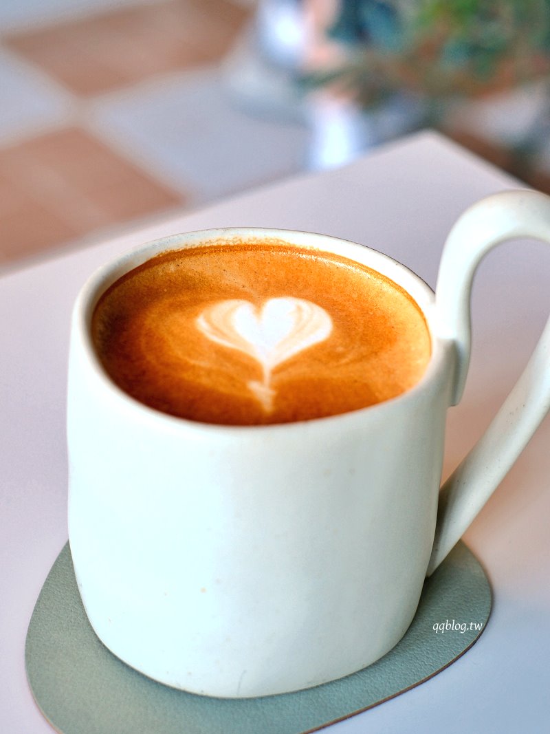 台中北屯︱Pierre Bear Cafe & Select．結合咖啡與歐洲精品的北歐風咖啡館 @QQ的懶骨頭