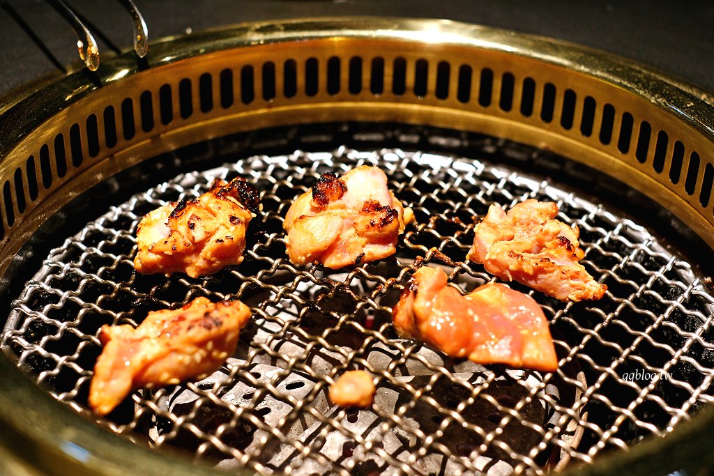 台中北屯︱茶六燒肉堂 東山店.新年限定躍馬迎春雙人套餐,八種牛肉部位吃的很過癮 @QQ的懶骨頭 台中北屯︱茶六燒肉堂 東山店.新年限定躍馬迎春雙人套餐,八種牛肉部位吃的很過癮 @QQ的懶骨頭