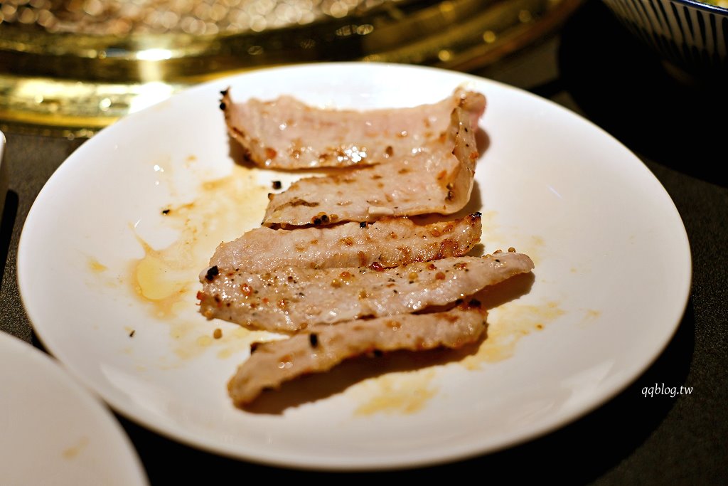 台中北屯︱茶六燒肉堂 東山店.新年限定躍馬迎春雙人套餐,八種牛肉部位吃的很過癮 @QQ的懶骨頭 台中北屯︱茶六燒肉堂 東山店.新年限定躍馬迎春雙人套餐,八種牛肉部位吃的很過癮 @QQ的懶骨頭