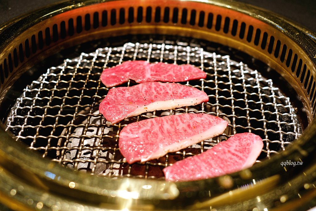 台中北屯︱茶六燒肉堂 東山店.新年限定躍馬迎春雙人套餐,八種牛肉部位吃的很過癮 @QQ的懶骨頭 台中北屯︱茶六燒肉堂 東山店.新年限定躍馬迎春雙人套餐,八種牛肉部位吃的很過癮 @QQ的懶骨頭