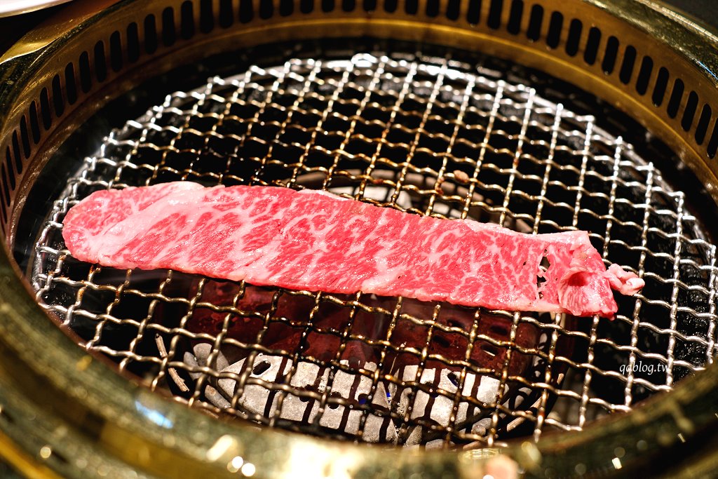 台中北屯︱茶六燒肉堂 東山店.新年限定躍馬迎春雙人套餐,八種牛肉部位吃的很過癮 @QQ的懶骨頭 台中北屯︱茶六燒肉堂 東山店.新年限定躍馬迎春雙人套餐,八種牛肉部位吃的很過癮 @QQ的懶骨頭