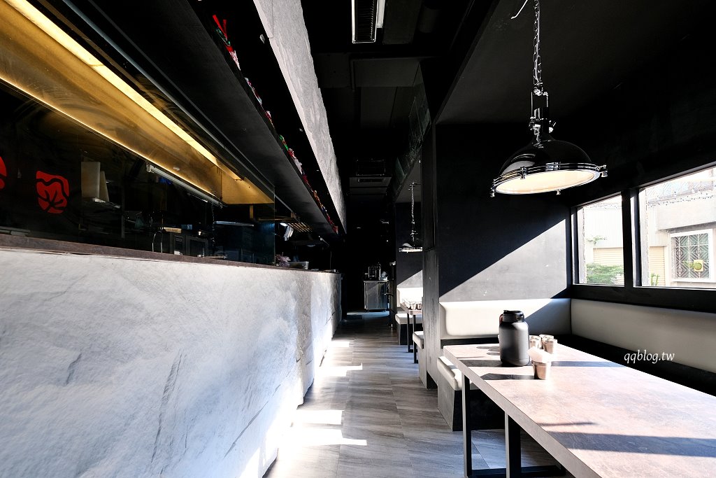 台中西區︱聖水洞水芹燒酒屋．台灣第一家水芹料理餐廳 @QQ的懶骨頭