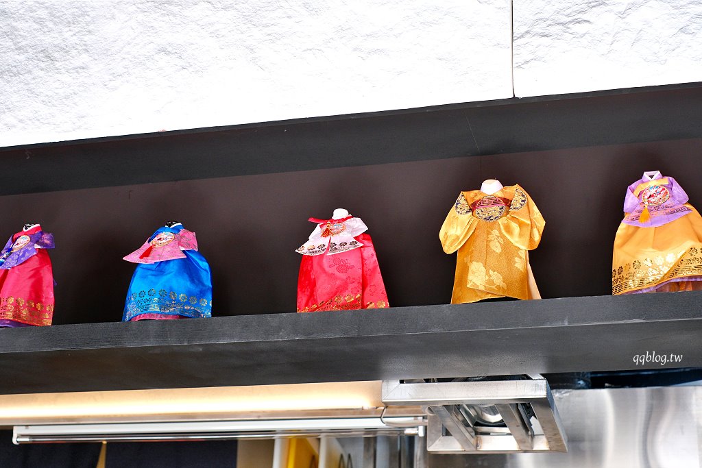 台中西區︱聖水洞水芹燒酒屋．台灣第一家水芹料理餐廳 @QQ的懶骨頭