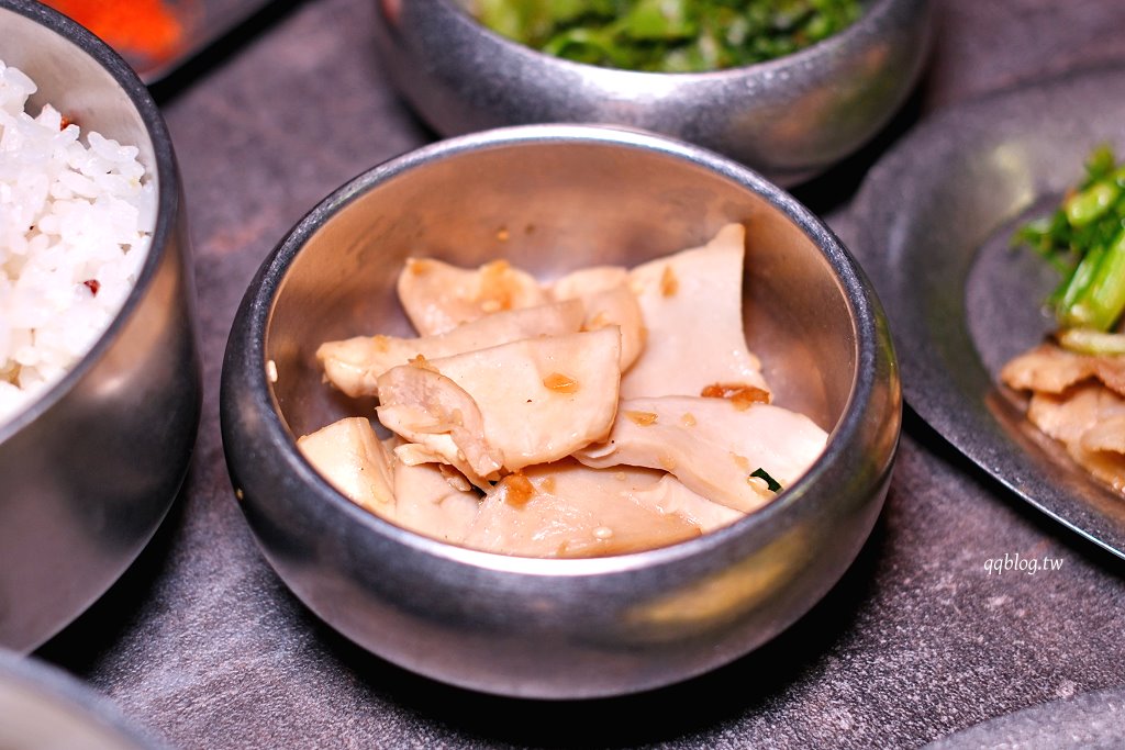 台中西區︱聖水洞水芹燒酒屋．台灣第一家水芹料理餐廳 @QQ的懶骨頭