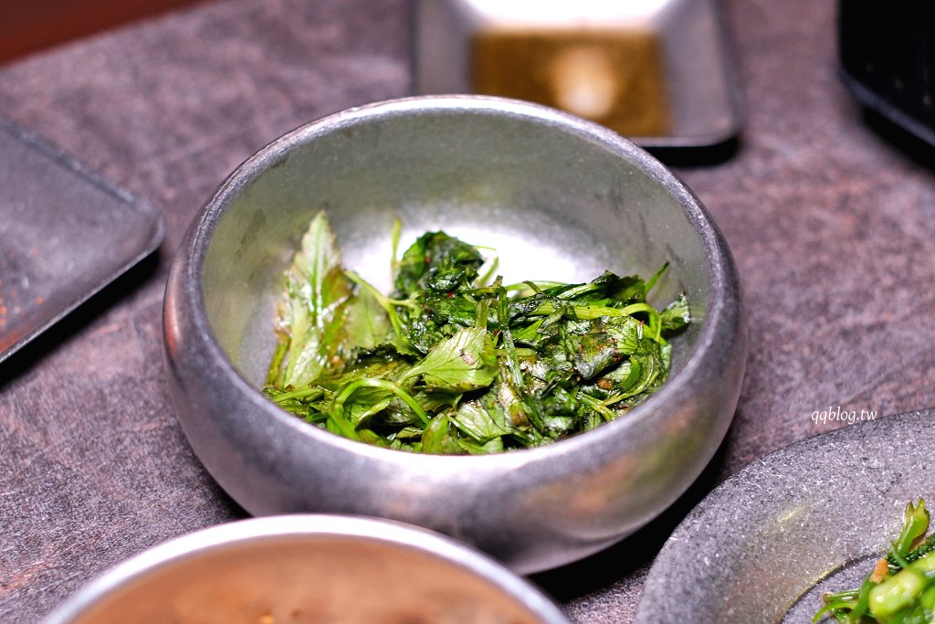 台中西區︱聖水洞水芹燒酒屋．台灣第一家水芹料理餐廳 @QQ的懶骨頭