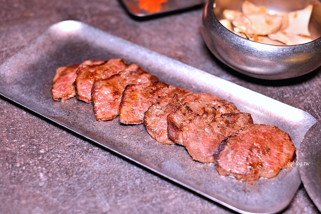 台中西區︱聖水洞水芹燒酒屋．台灣第一家水芹料理餐廳 @QQ的懶骨頭