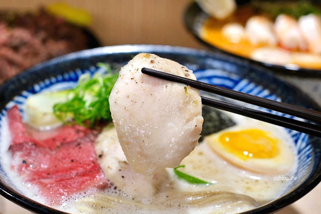 台中中區︱牛と柚ラーメン．台中少見牛系拉麵，香淳濃厚好吃 @QQ的懶骨頭