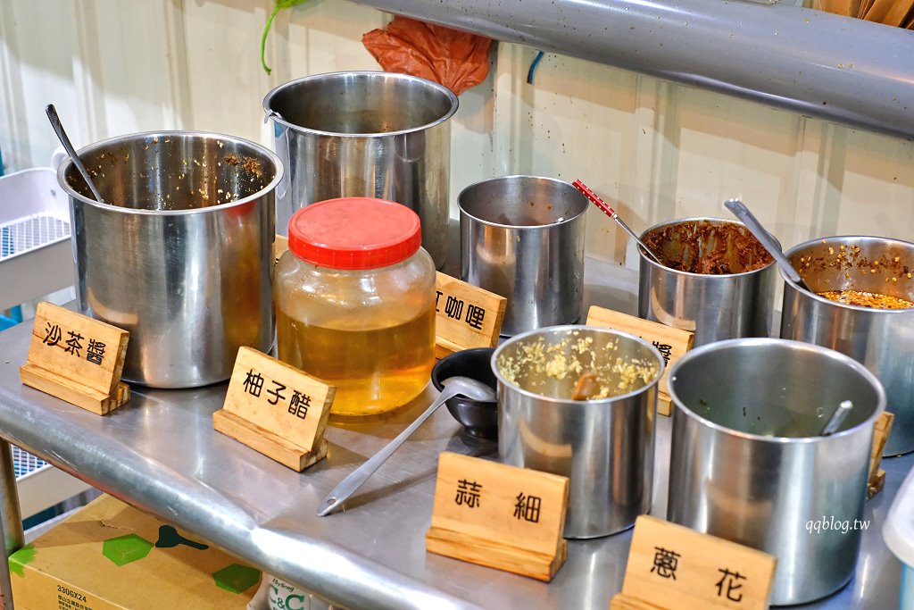 台中北屯︱食藝石頭火鍋 水湳店.傳統現炒火鍋,環境有著濃濃的復古情懷 @QQ的懶骨頭 台中北屯︱食藝石頭火鍋 水湳店.傳統現炒火鍋,環境有著濃濃的復古情懷 @QQ的懶骨頭