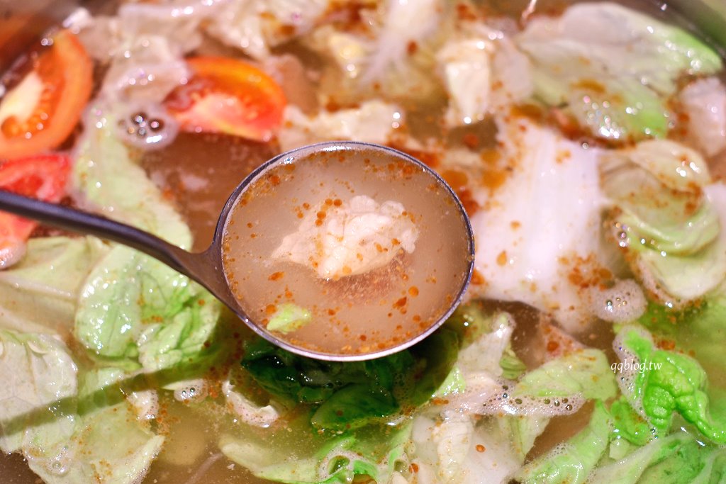 台中北屯︱老沙茶潮汕火鍋．手炒沙茶香氣濃，食材新鮮價位偏高 @QQ的懶骨頭