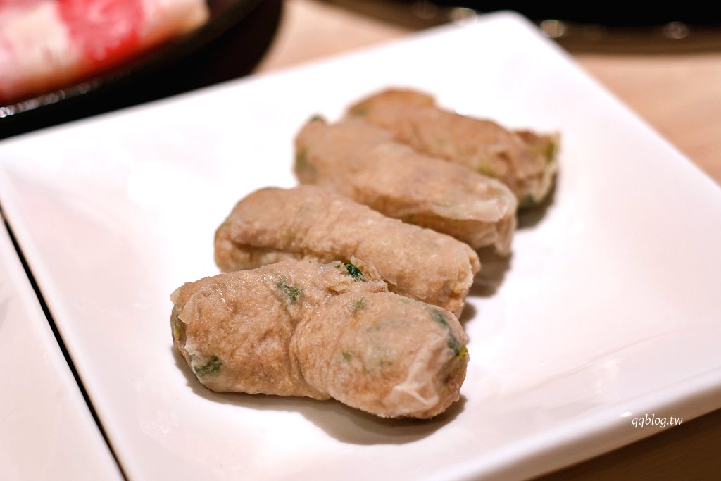 台中北屯︱老沙茶潮汕火鍋．手炒沙茶香氣濃，食材新鮮價位偏高 @QQ的懶骨頭