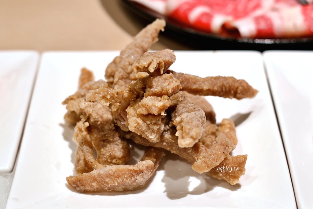 台中北屯︱老沙茶潮汕火鍋．手炒沙茶香氣濃，食材新鮮價位偏高 @QQ的懶骨頭