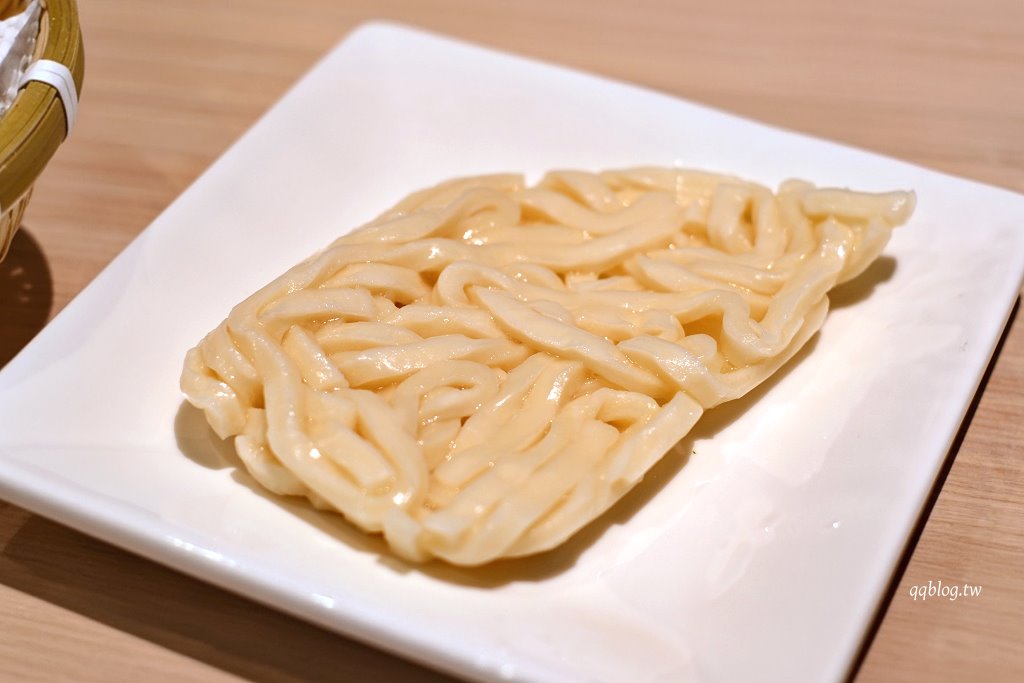 台中北屯︱老沙茶潮汕火鍋．手炒沙茶香氣濃，食材新鮮價位偏高 @QQ的懶骨頭