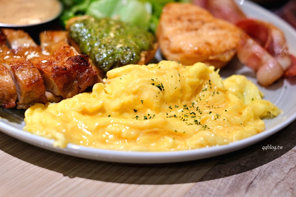 台中北屯︱Bistro88 light 崇德店．崇德商圈義法料理餐廳，台中聚餐餐廳 @QQ的懶骨頭