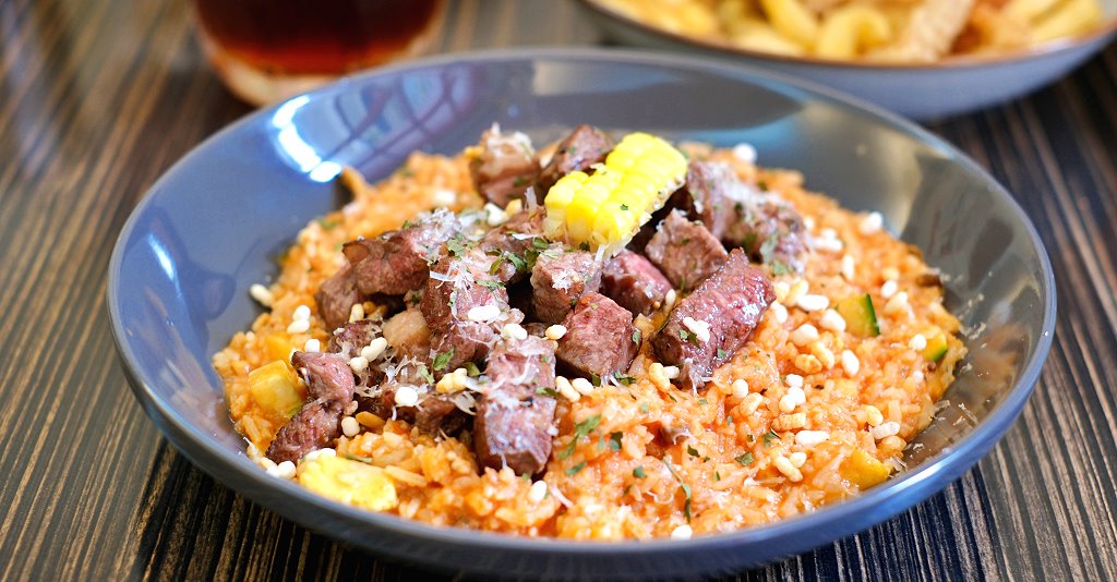 台南中西區︱祿記包子．巷弄裡的百年包子店，招牌水晶餃香氣十足，台南伴手禮推薦 @QQ的懶骨頭