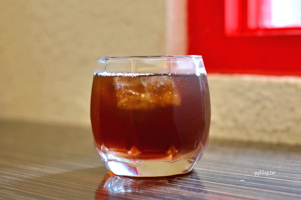 高雄前金︱夯漫廚房 HunMan Kitchen.巷子裡的美味小店,份量十足價格親民 @QQ的懶骨頭 高雄前金︱夯漫廚房 HunMan Kitchen.巷子裡的美味小店,份量十足價格親民 @QQ的懶骨頭