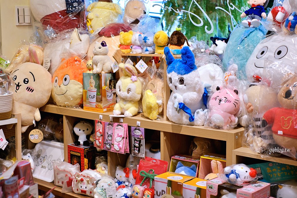 高雄前金︱晴。晨甜點咖啡．結合選物店的老宅甜點咖啡 @QQ的懶骨頭