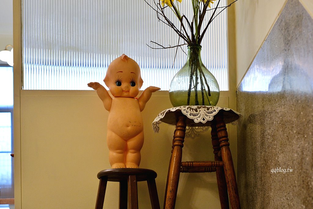 高雄前金︱晴。晨甜點咖啡．結合選物店的老宅甜點咖啡 @QQ的懶骨頭