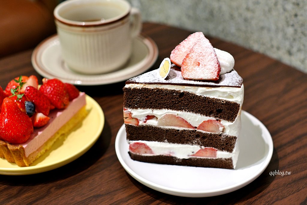 高雄前金︱晴。晨甜點咖啡．結合選物店的老宅甜點咖啡 @QQ的懶骨頭