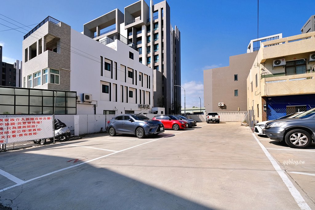 台中大肚︱一斤面包．大肚山上三合院裡的麵包香，一個星期只營業五、六、日 @QQ的懶骨頭