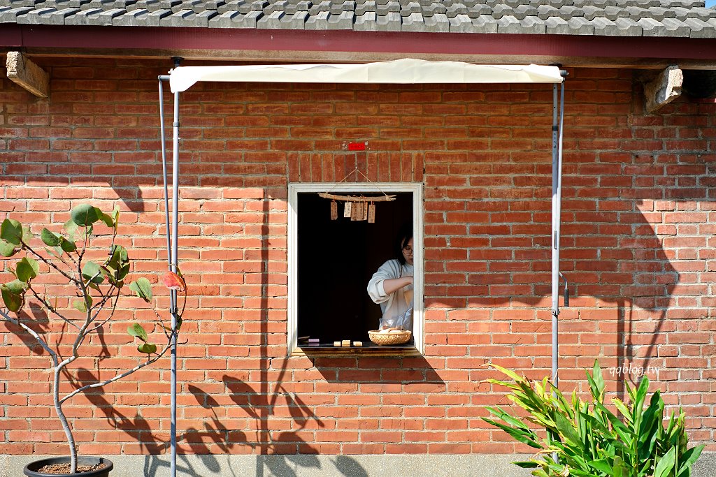 台中大肚︱一斤面包．大肚山上三合院裡的麵包香，一個星期只營業五、六、日 @QQ的懶骨頭