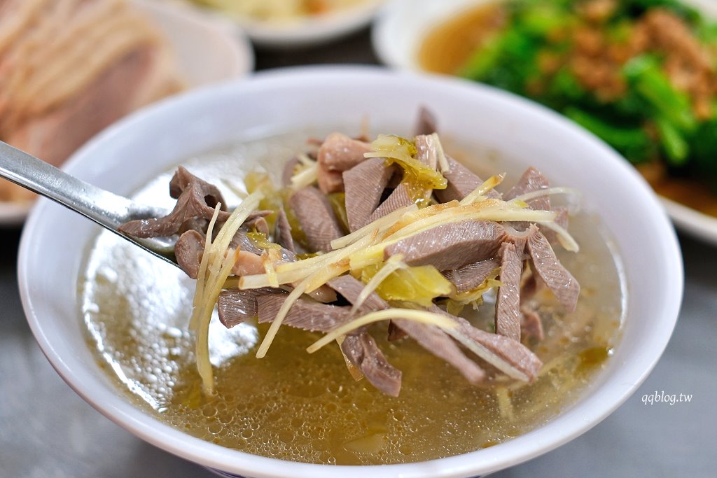 台中大肚︱王田鵝肉．運匠司機最愛的鵝肉店，超大一盤吃的很過癮 @QQ的懶骨頭