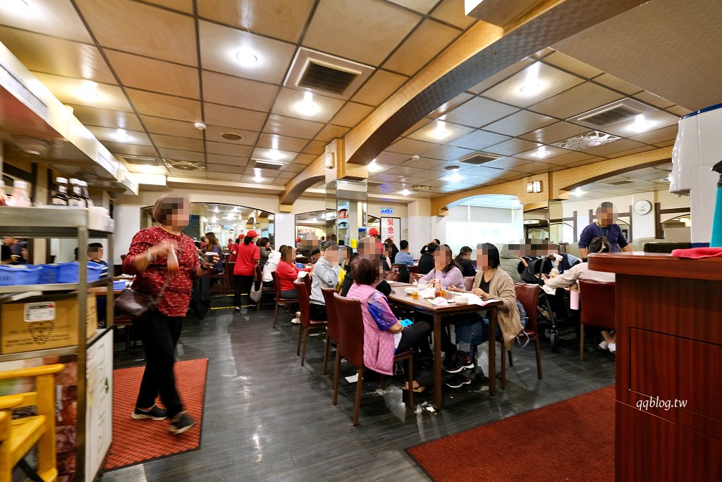 彰化︱慶豐牛排專賣店．飄香40餘年台式牛排館，全天候營業，不管什麼時候都在排隊 @QQ的懶骨頭