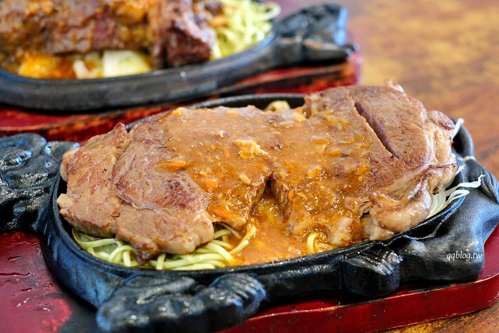 彰化︱慶豐牛排專賣店．飄香40餘年台式牛排館，全天候營業，不管什麼時候都在排隊 @QQ的懶骨頭