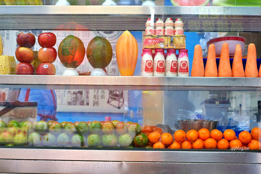 高雄鹽埕︱高雄婆婆冰創始總店．鹽埕人氣冰品，維持了百年的好味道 @QQ的懶骨頭