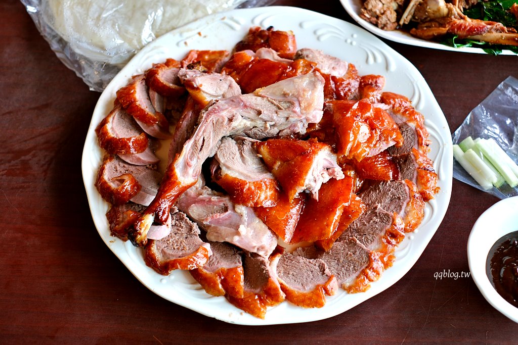 高雄仁武︱仁武烤鴨．下午2:00才營業，生意還是好到爆炸的美味烤鴨 @QQ的懶骨頭