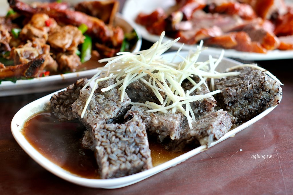 高雄仁武︱仁武烤鴨．下午2:00才營業，生意還是好到爆炸的美味烤鴨 @QQ的懶骨頭