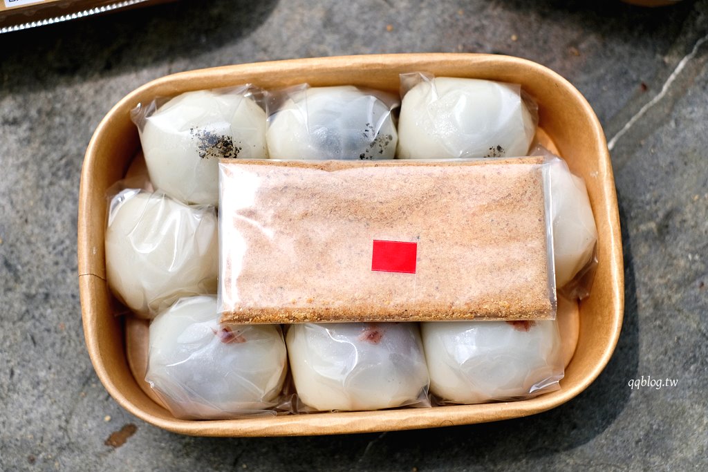 台中東勢︱木子家客家麻糬．一人作業的腳踏車麻糬，現點現包口感很好，晚來真的吃不到 @QQ的懶骨頭