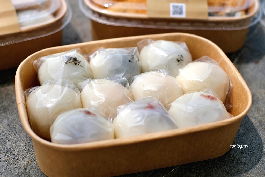 台中東勢︱木子家客家麻糬．一人作業的腳踏車麻糬，現點現包口感很好，晚來真的吃不到 @QQ的懶骨頭