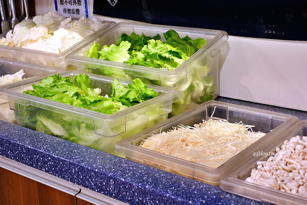 苗栗三義︱卓也小屋渡假園區．春暖花開賞花的季節，療鬱手作花朵移印染，蔬食百匯+下午茶，玩樂一整天 @QQ的懶骨頭