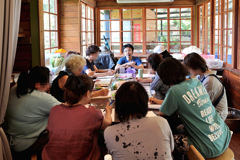 苗栗三義︱卓也小屋渡假園區．春暖花開賞花的季節，療鬱手作花朵移印染，蔬食百匯+下午茶，玩樂一整天 @QQ的懶骨頭