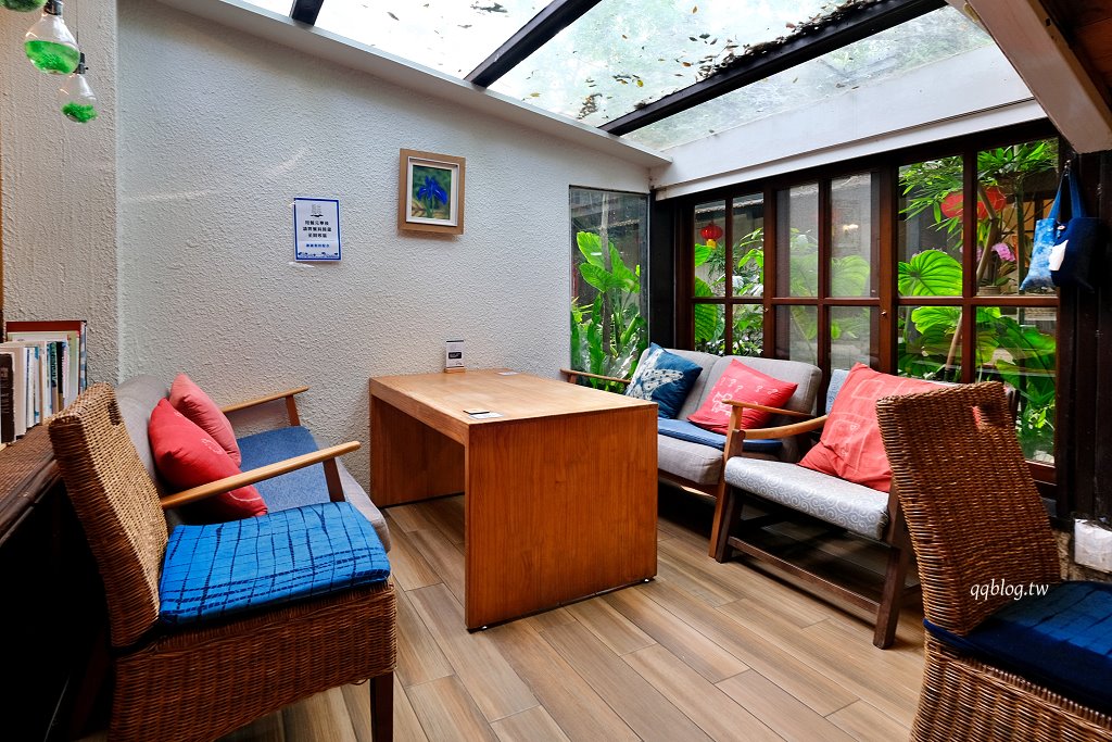 苗栗三義︱卓也小屋渡假園區．春暖花開賞花的季節，療鬱手作花朵移印染，蔬食百匯+下午茶，玩樂一整天 @QQ的懶骨頭